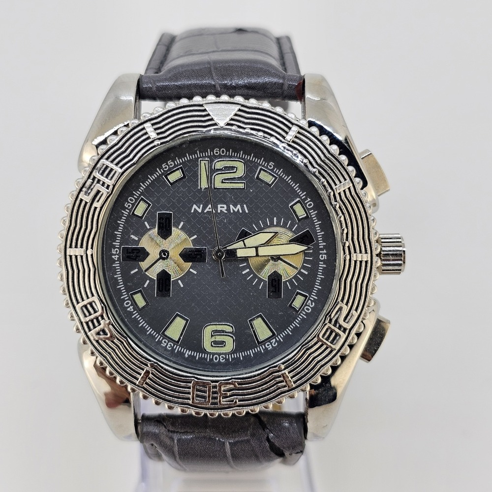 Narmi Unisex Analog Watch 45MM Dark Gray Dial Faux Leather Bands New Battery‎